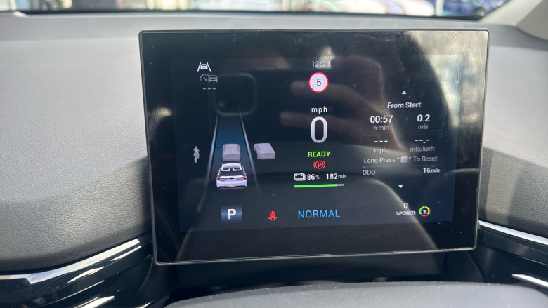 MG MG4 125kW SE [Nav] EV 49kWh 5dr Auto Electric Hatchback